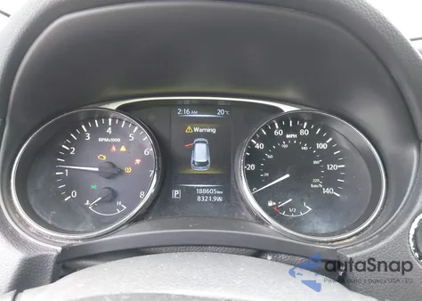 2015 Nissan Rogue S/Sl/Sv z USA, uszkodzony, nr VIN 5N1AT2MV6FC771465